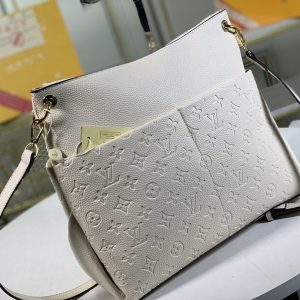 Louis Vuitton Maida Hobo