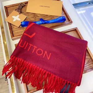 EN - Luxury LUV Scarf 034