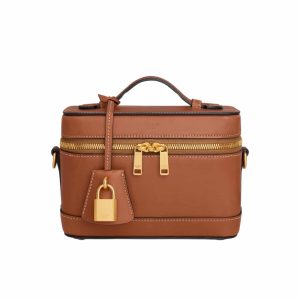 CELINE VANITY IN SMOOTH SATINATED LEATHER TAN 19CM 119463BFN 04LU